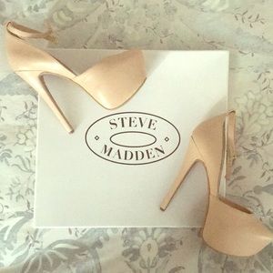 Nude Heels (Steve Madden)